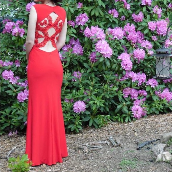 Prom dress - Picture 1 of 2